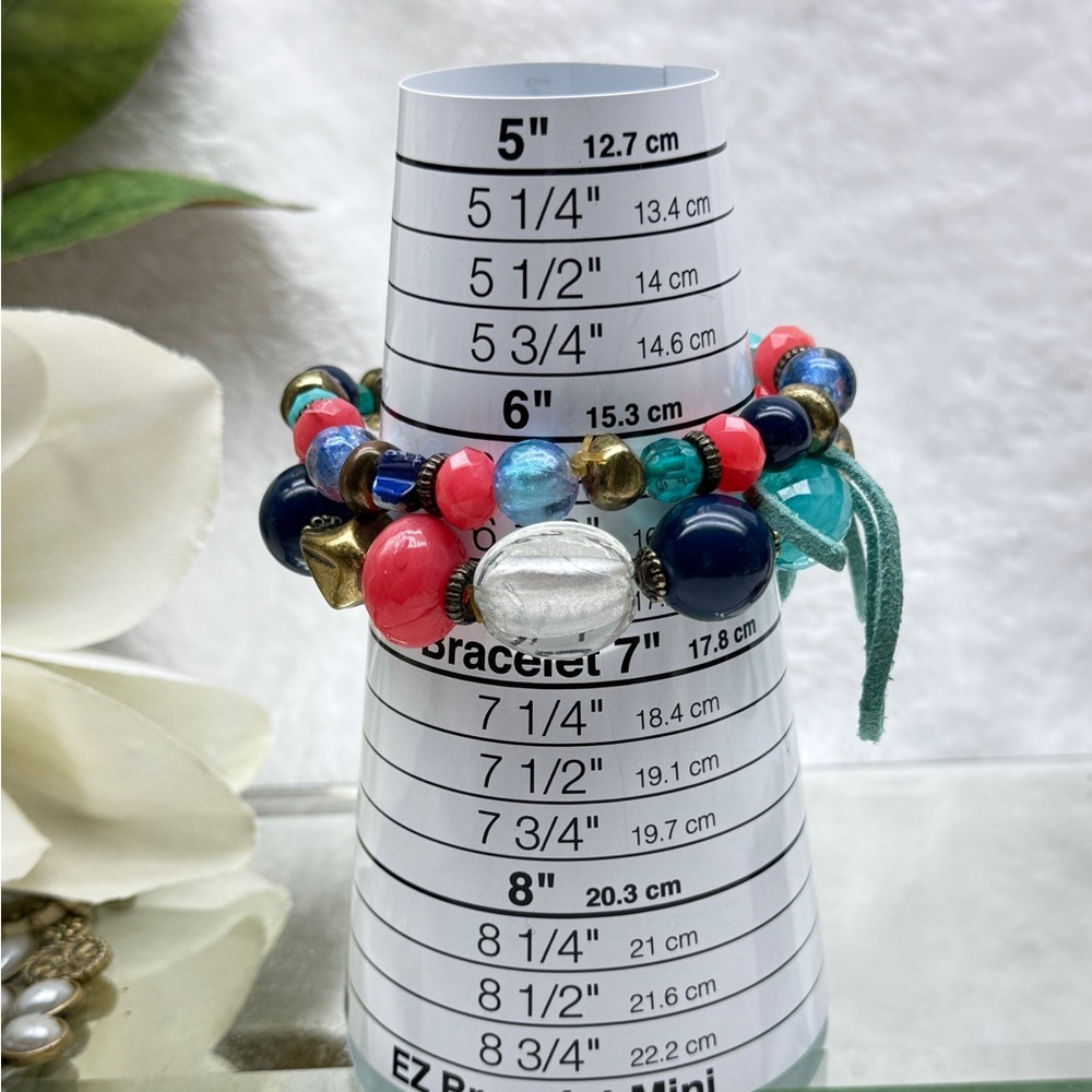 Colorful Beaded Necklace - Picture 6 of 6